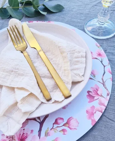 Plato de sitio de papel cerezos x20 unidades