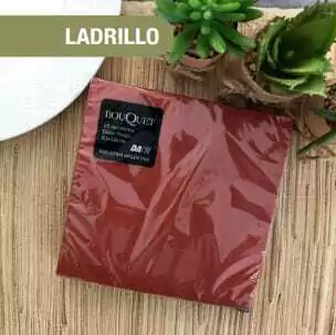 Servilleta ladrillo (bordó) x25 unidades