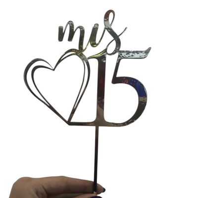 Topper de madera MIS 15 CORAZON PLATEADO