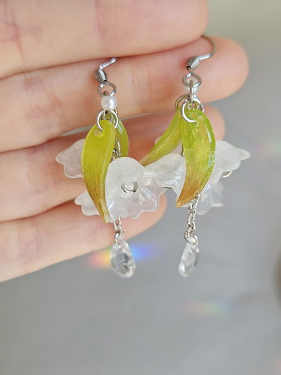 LILYS DEL VALLE BLANCOS