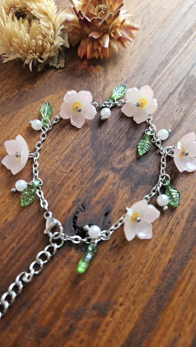 PULSERA•FLORES NO ME OLVIDES ROSAS