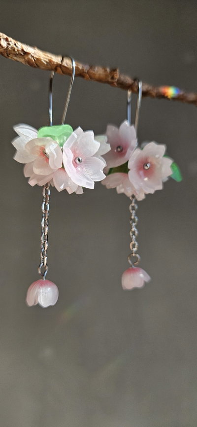 FLORES DE CEREZOS BLANCOS