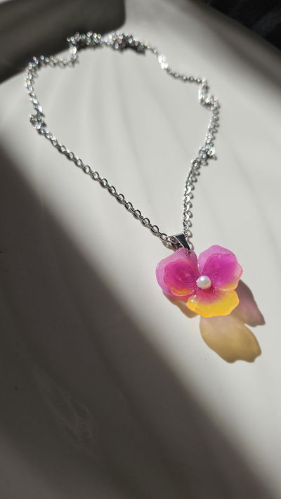 COLLAR PENSAMIENTO VIOLETA 