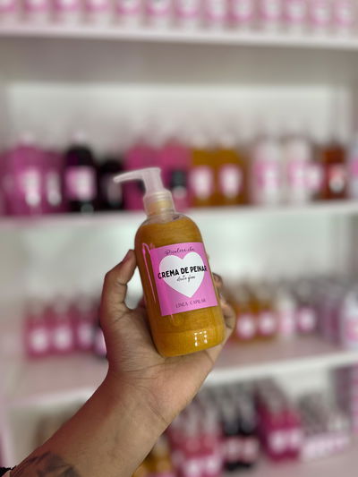 Crema de peinar efecto gloss