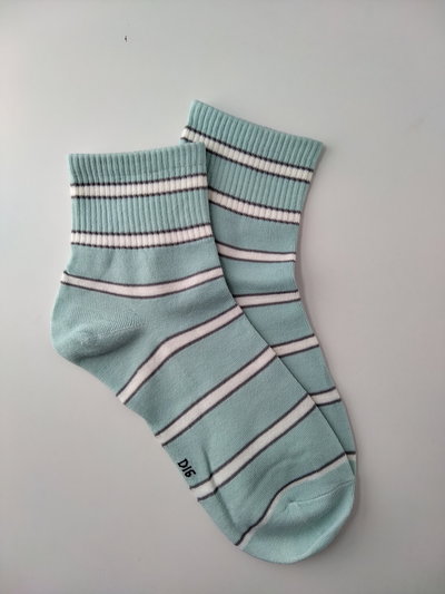 Medias tenis - rayas blancas