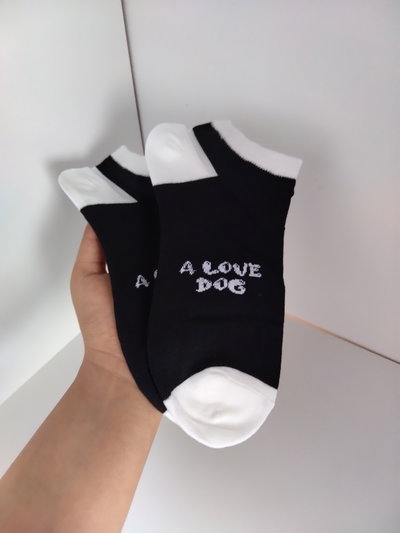 Soquetes - a love dog