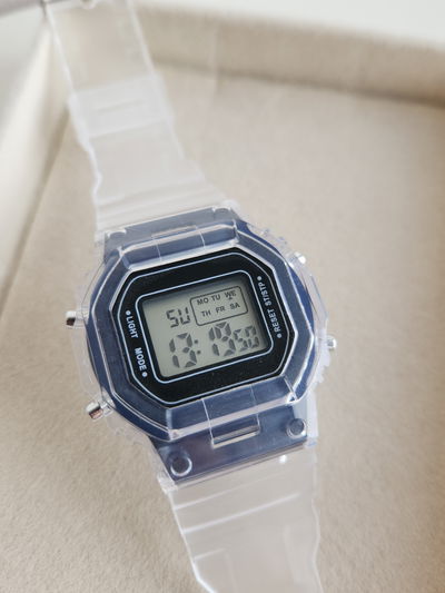 RELOJ CHECA NEGRO