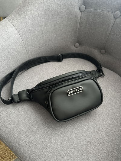 Riñonera total black