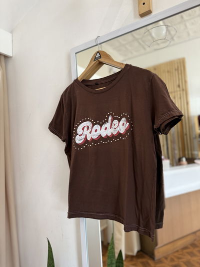 Remera Rodeo Choco
