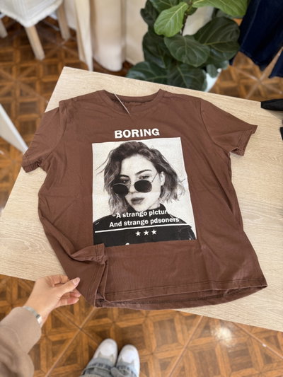 Remera MC Boring Choco