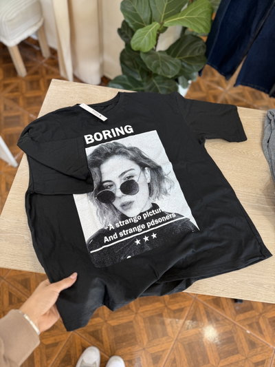 Remera MC Boring Negro