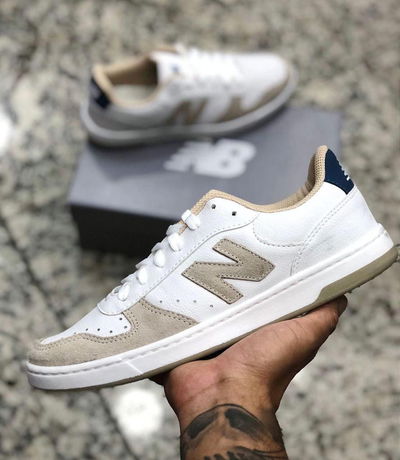 New Balance Blanca/Beige