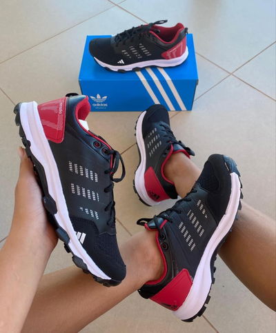 Adidas Kanadian negro/rojo