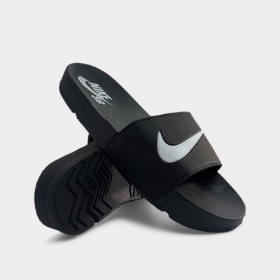 Ojotas Nike clásicas Negro