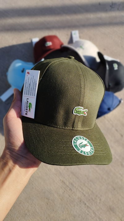 GORRA LACOSTE VERDE MILITAR 
