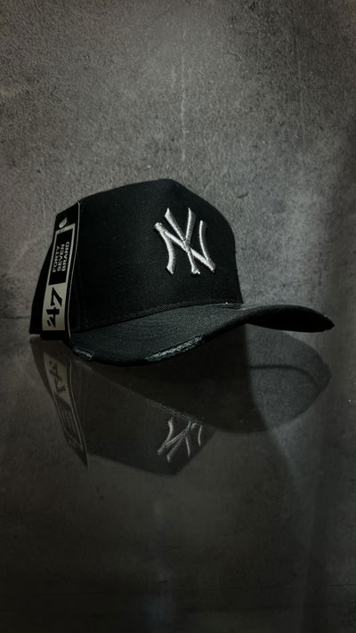 GORRA AJUSTABLE NY CURVA ROTURAS 