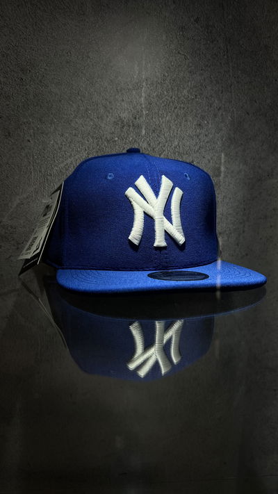 GORRA CERRADA NY AZUL