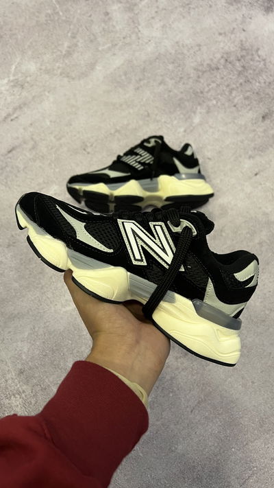 NEW BALANCE 9060 NEGRO