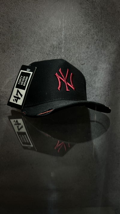 GORRA AJUSTABLE NY CURVA ROTURAS 