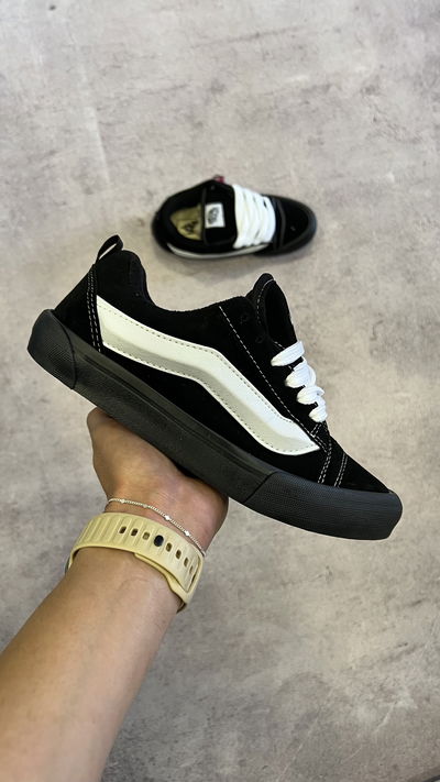 VANS KNU BLACK/WHITE