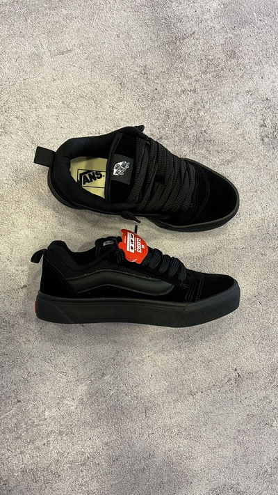 VANS KNU TOTAL BLACK