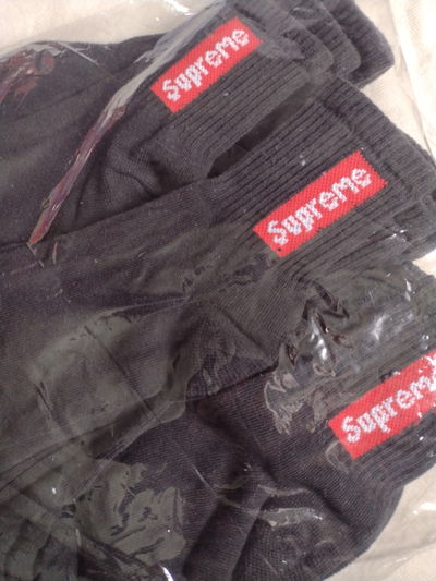 Supreme Negro Docena Cerrada 