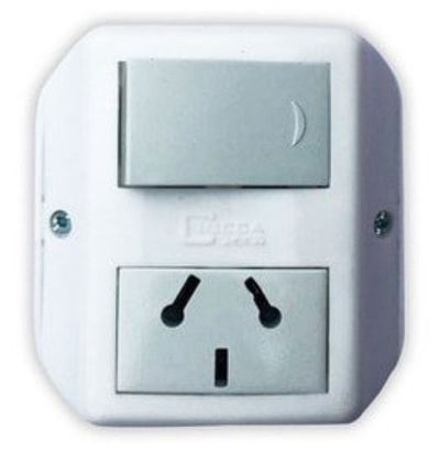  Llave punto y toma 10amp para aplicar sobre pared  