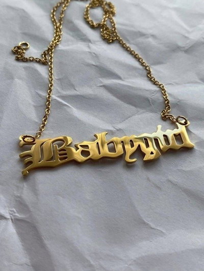Collar Babygirl Dorado