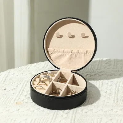 Alhajero Naomi Negro