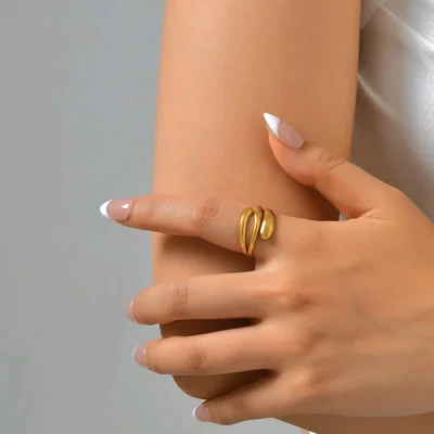 Anillo Sarisha Dorado