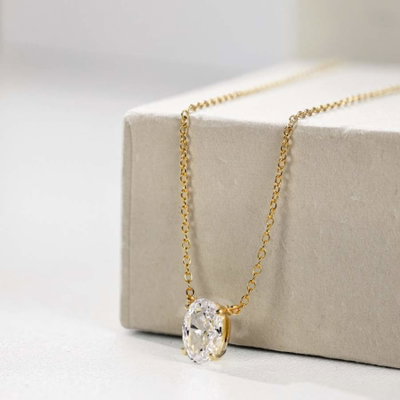 Collar Oval Dorado