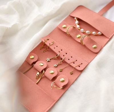 Alhajero Lindsay Blanco