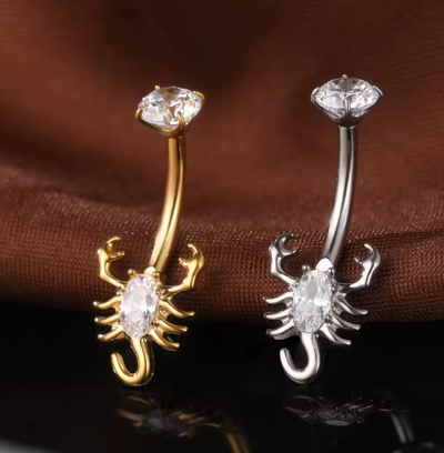 Ombligo Escorpión Titanio