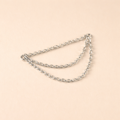 Charm Cadena triple Titanio