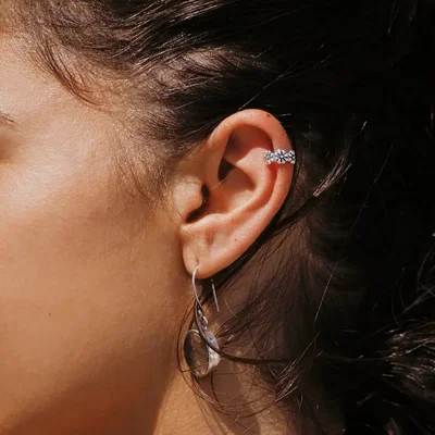 Ear cuff Spring