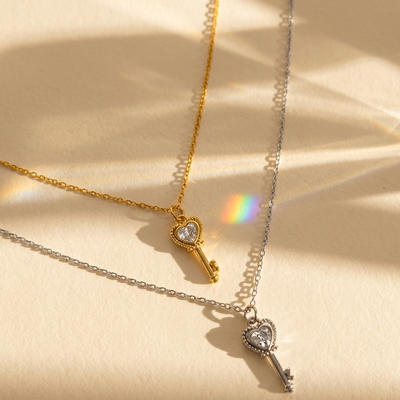 Collar Love Key