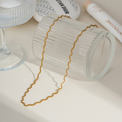 Collar Ondas Dorado