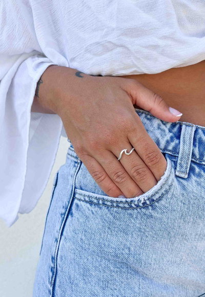 Anillo Wave