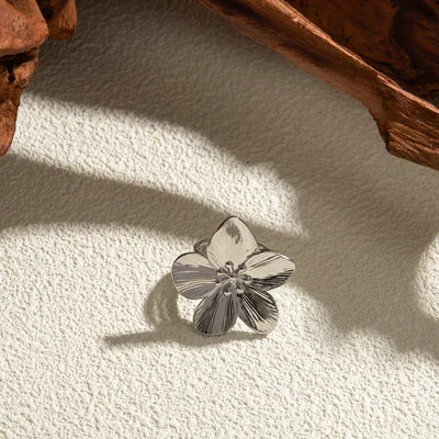 Anillo Hibiscus