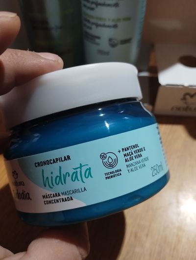 Mascarilla capilar hidratante 