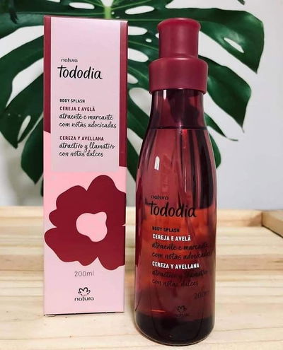 Bodysplash cereza y avellanas 