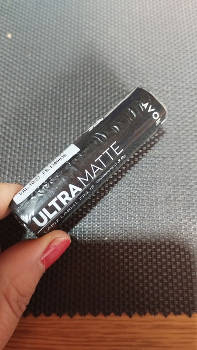 Labial ultra Matte wild cherry