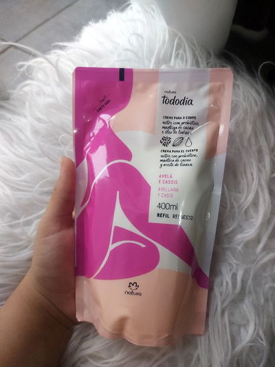 Rto crema corporal avellana y casis 