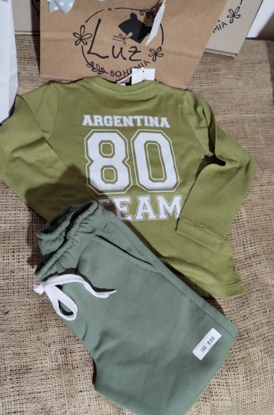 Jogging Infantil | Corte Chino | Algodón Frizado Premium