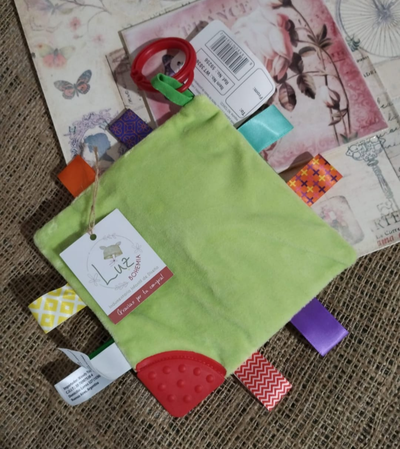 Sonajero Trapito Sensorial con Chifle y Mordillo | Monito | Ultra Liviano