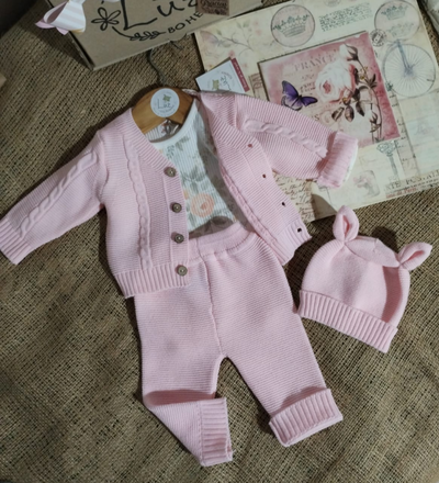 Ajuar de Hilo Rosa | Hipoalergénico | Set 3 Piezas 