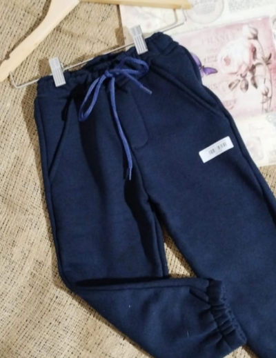 Jogging Infantil | Corte Chino | Algodón Frizado Premium
