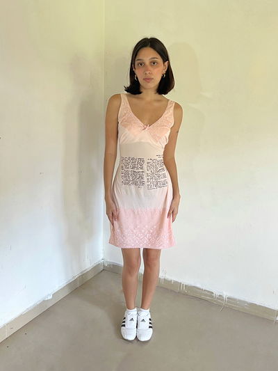 vestido rosa Carta a Peron