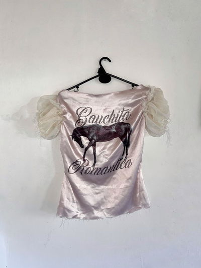 remera gauchita romantica- azucar y pompon 