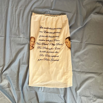 Evita Capitana ( falda / vestido corto )